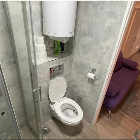 Uno * 贝尔格莱德